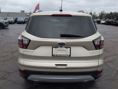 Used 2017 Ford Escape Titanium image 6