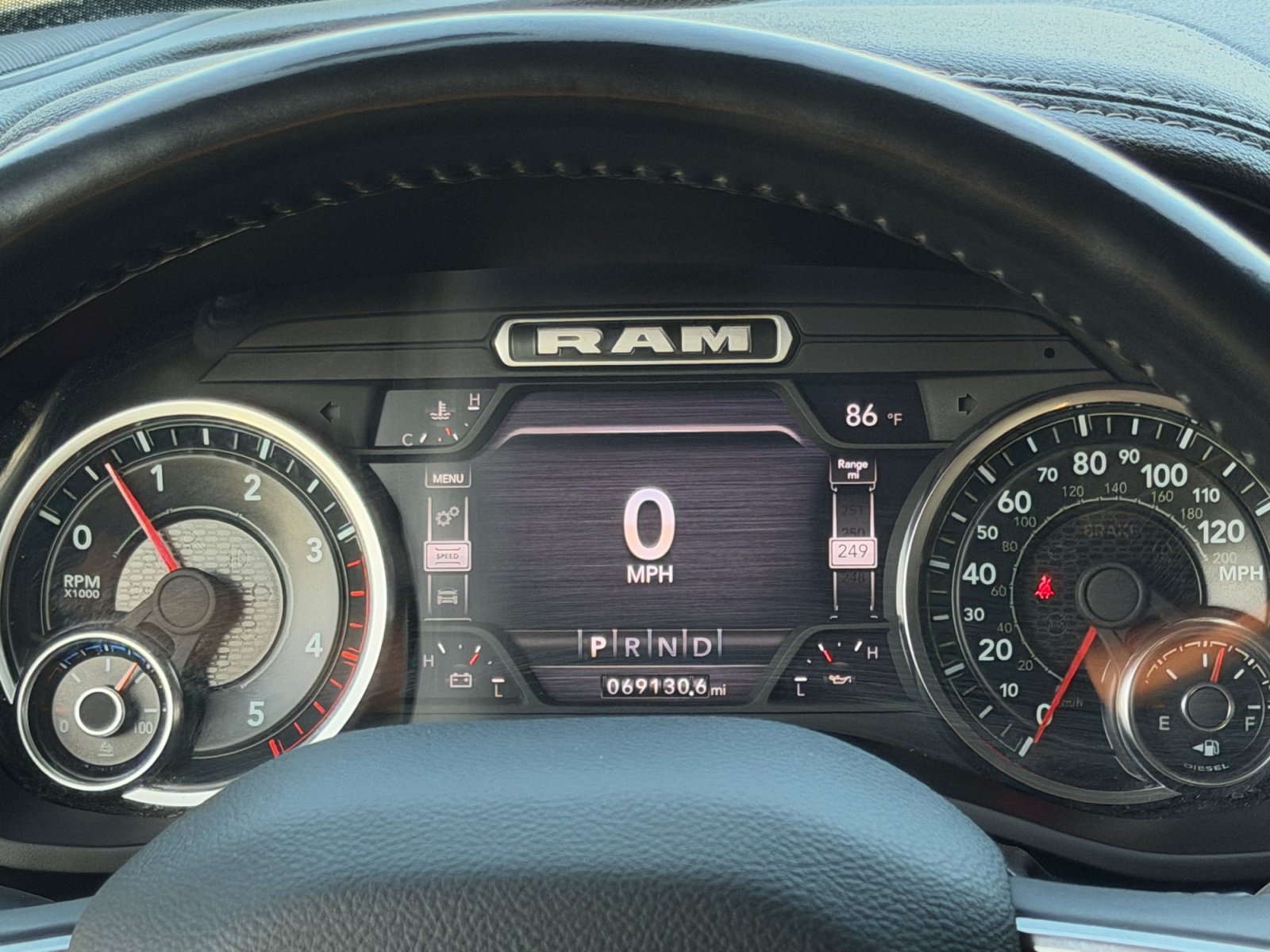 Used 2023 RAM 2500 Laramie AWD/4WD image 14