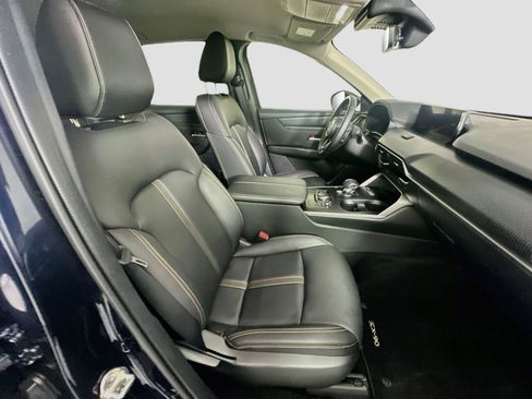 Used 2026 MAZDA CX-90 3.3 Turbo w/ Select Package AWD/4WD image 32