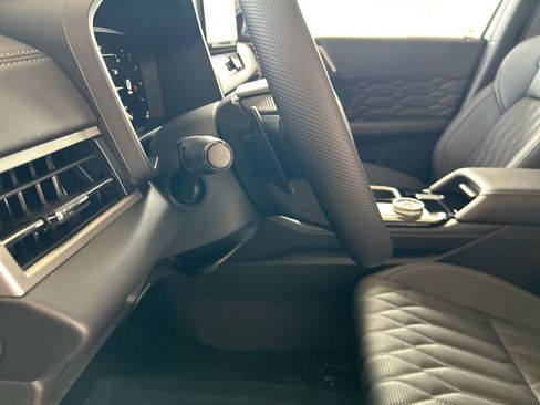 New 2026 Mitsubishi Outlander SEL image 44