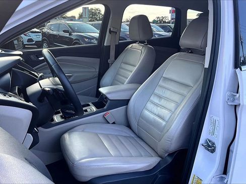 Used 2017 Ford Escape Titanium FWD image 25