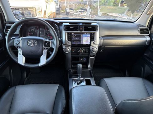 Used 2022 Toyota 4Runner SR5 Premium w/ Moonroof Package image 5