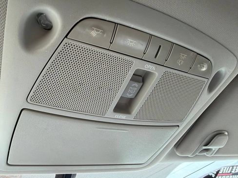 Used 2016 Nissan Murano SL w/ SL Technology Package FWD image 23