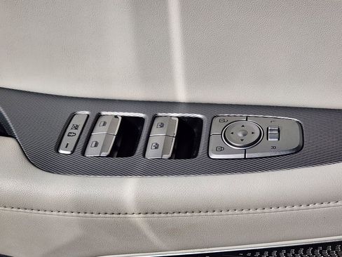 Used 2021 Hyundai Palisade Limited image 4