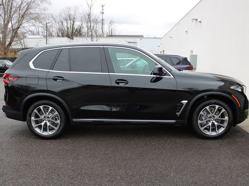 New 2026 BMW X5 xDrive50e w/ Climate Comfort Package AWD/4WD image 30