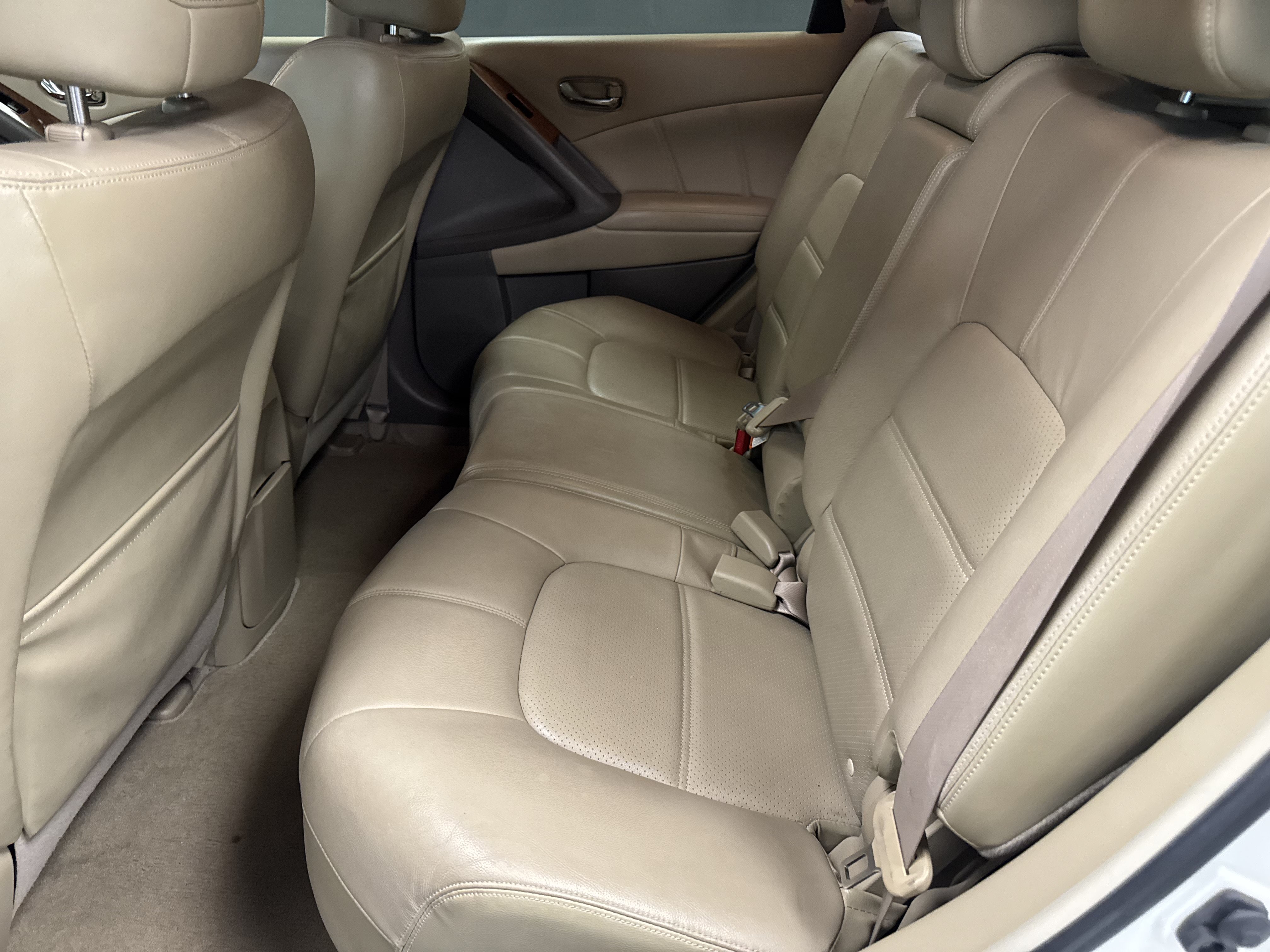 Used 2014 Nissan Murano LE w/ Platinum Edition Package AWD/4WD image 18