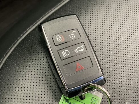 Used 2024 Land Rover Range Rover Sport Dynamic SE image 31