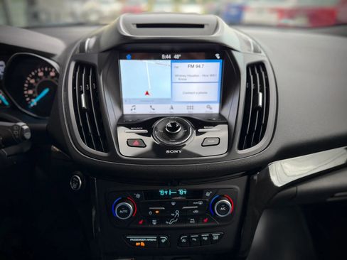 Used 2018 Ford Escape Titanium AWD/4WD image 13