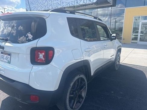 Used 2021 Jeep Renegade Latitude image 6