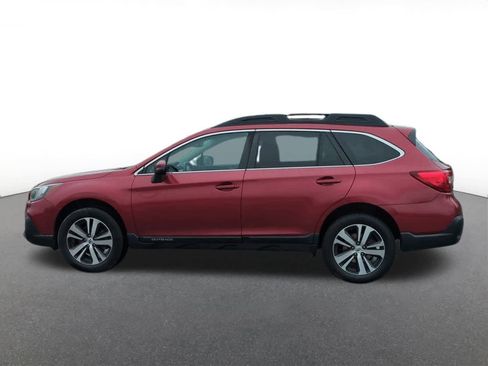 Used 2018 Subaru Outback 2.5i Limited image 3