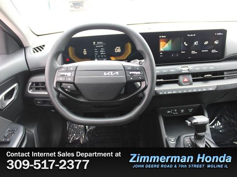 Used 2025 Kia K4 FWD image 10