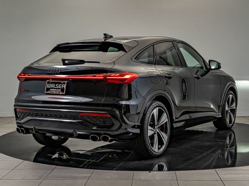 New 2026 Audi SQ5 Prestige AWD/4WD image 5