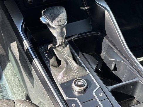 Used 2023 Kia Sorento LX image 22