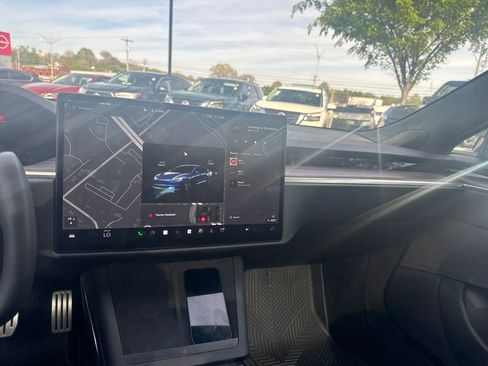 Used 2021 Tesla Model S Plaid AWD/4WD image 14