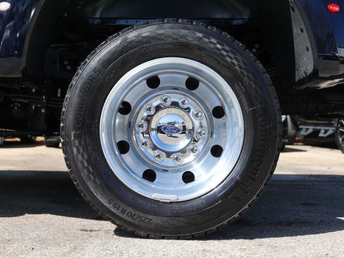 Used 2024 Ford F450 Platinum w/ FX4 Off-Road Package image 74