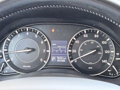 Used 2020 Nissan Armada SL image 19