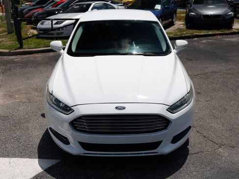 Used 2016 Ford Fusion SE FWD image 23