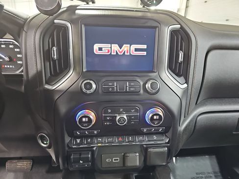 Used 2022 GMC Sierra 2500 AT4 w/ AT4 Preferred Package image 23