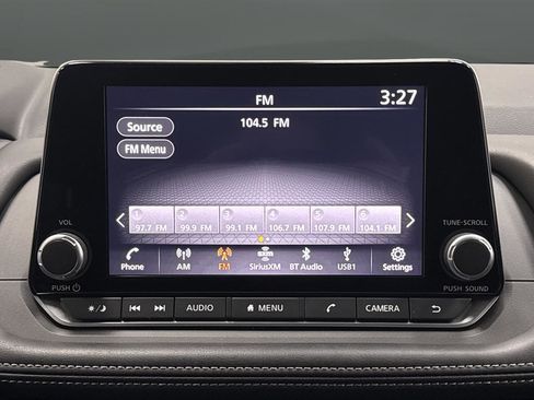 Used 2024 Nissan Rogue SV AWD/4WD image 16