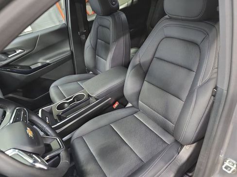 Used 2025 Chevrolet Equinox LT w/ Convenience Package II AWD/4WD image 17