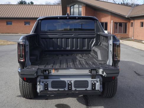New 2026 GMC Hummer EV 4x4 Crew Cab image 6