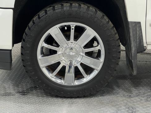 Used 2016 Chevrolet Silverado 1500 High Country image 34