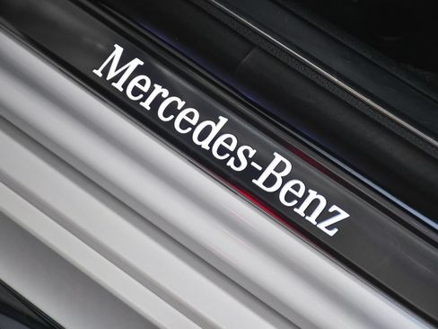 Used 2022 Mercedes-Benz S 500 4MATIC image 16