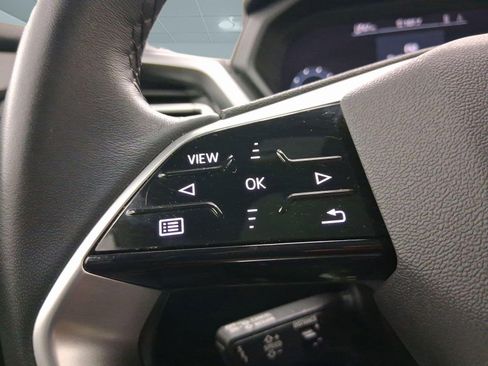 Certified 2023 Audi Q4 e-tron Prestige image 15