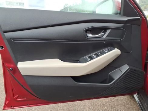 Used 2023 Honda Accord LX image 12