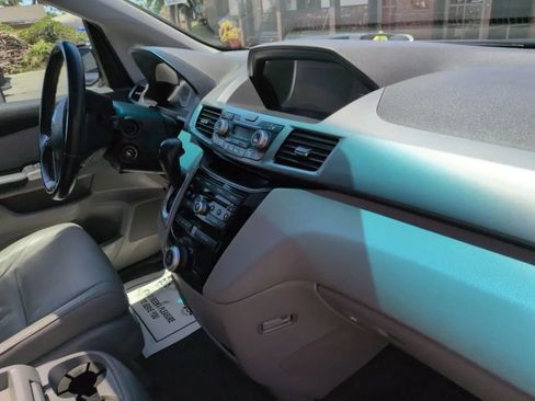 Used 2011 Honda Odyssey EX-L image 12