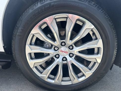 Used 2023 GMC Yukon Denali w/ LPO, Floor Liner Package AWD/4WD image 22