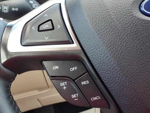 Used 2024 Ford Edge Titanium AWD/4WD image 24