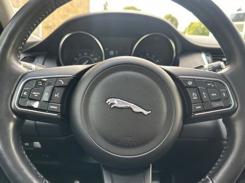 Used 2018 Jaguar E-PACE SE AWD/4WD image 28