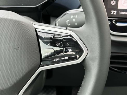 New 2025 Volkswagen ID.4 Pro S Plus image 14