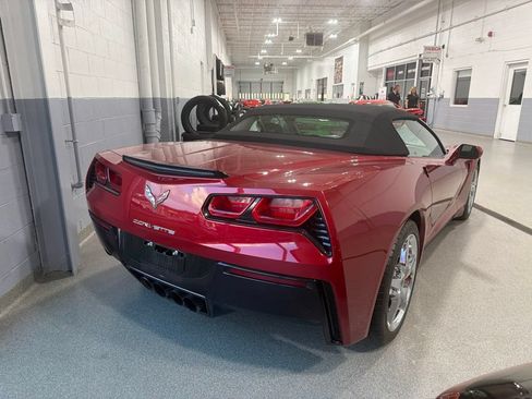 Used 2015 Chevrolet Corvette Stingray Convertible w/ 2LT Preferred Equipment Group RWD image 5