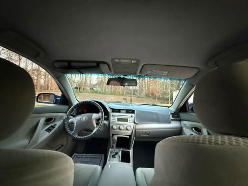 Used 2009 Toyota Camry FWD image 13