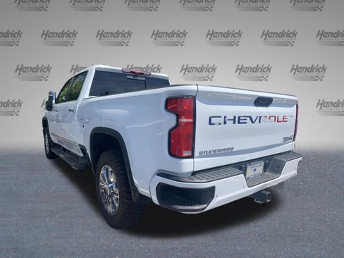Used 2024 Chevrolet Silverado 2500 High Country w/ High Country Premium Package image 7