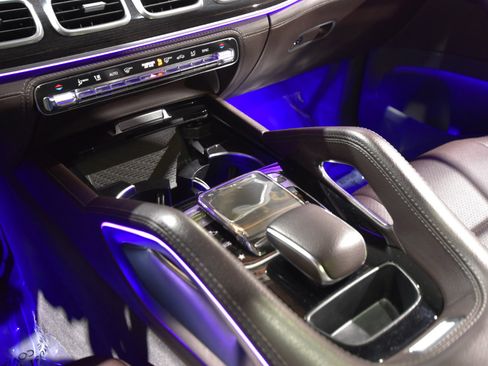 Used 2020 Mercedes-Benz GLE 350 4MATIC image 37