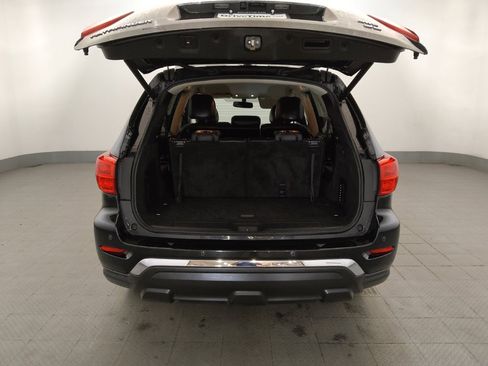 Used 2019 Nissan Pathfinder SL AWD/4WD image 29