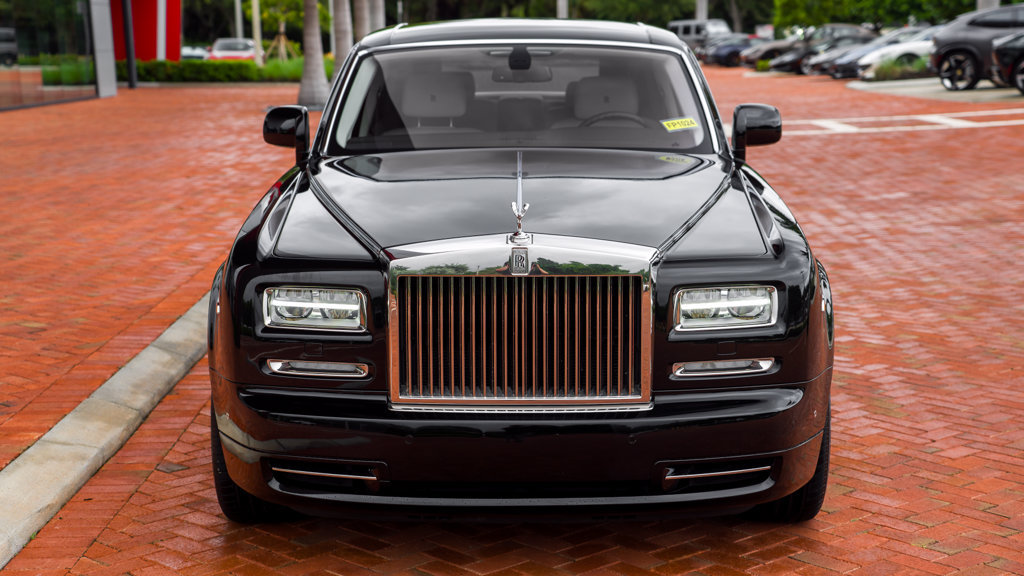 Used 2014 Rolls-Royce Phantom Sedan RWD image 12