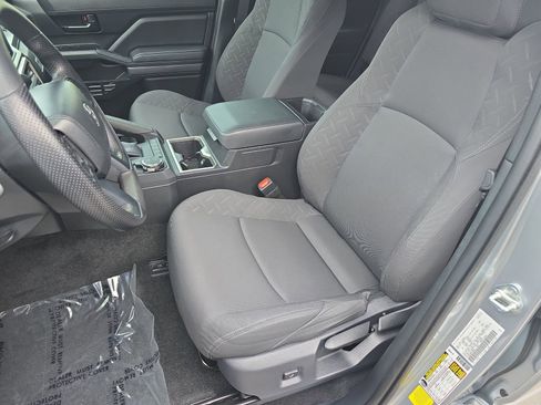 Used 2024 Toyota Tacoma SR5 image 21