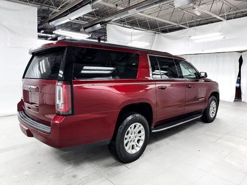 Used 2019 GMC Yukon XL SLT w/ Open Road Package AWD/4WD image 5