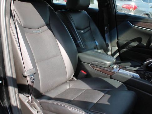 Used 2017 Cadillac XTS Luxury image 22