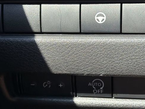 Used 2023 Nissan Rogue SV FWD image 19