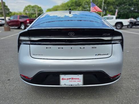 Used 2024 Toyota Prius Prime Premium w/ Advanced Technology Package FWD image 6