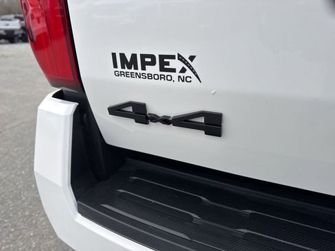 Used 2025 Toyota Tacoma TRD Off-Road image 29