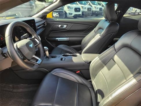 Used 2024 Ford Mustang GT Premium image 13