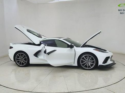 Used 2023 Chevrolet Corvette Stingray Premium Cpe w/ Z51 Performance Package image 63