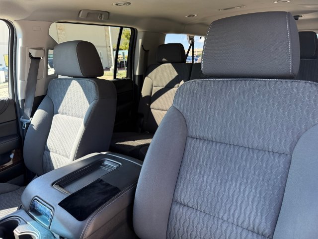 Used 2019 Chevrolet Suburban LS w/ All-Season Package RWD image 11
