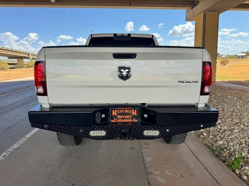 Used 2018 RAM 2500 Laramie w/ Sport Appearance Group AWD/4WD image 4